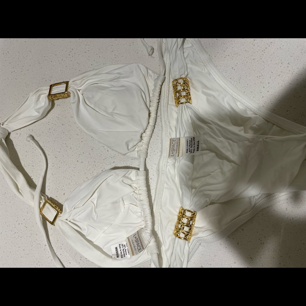 L*Space “Bia” Tube White Bikini With Gold ChainLink … Gem